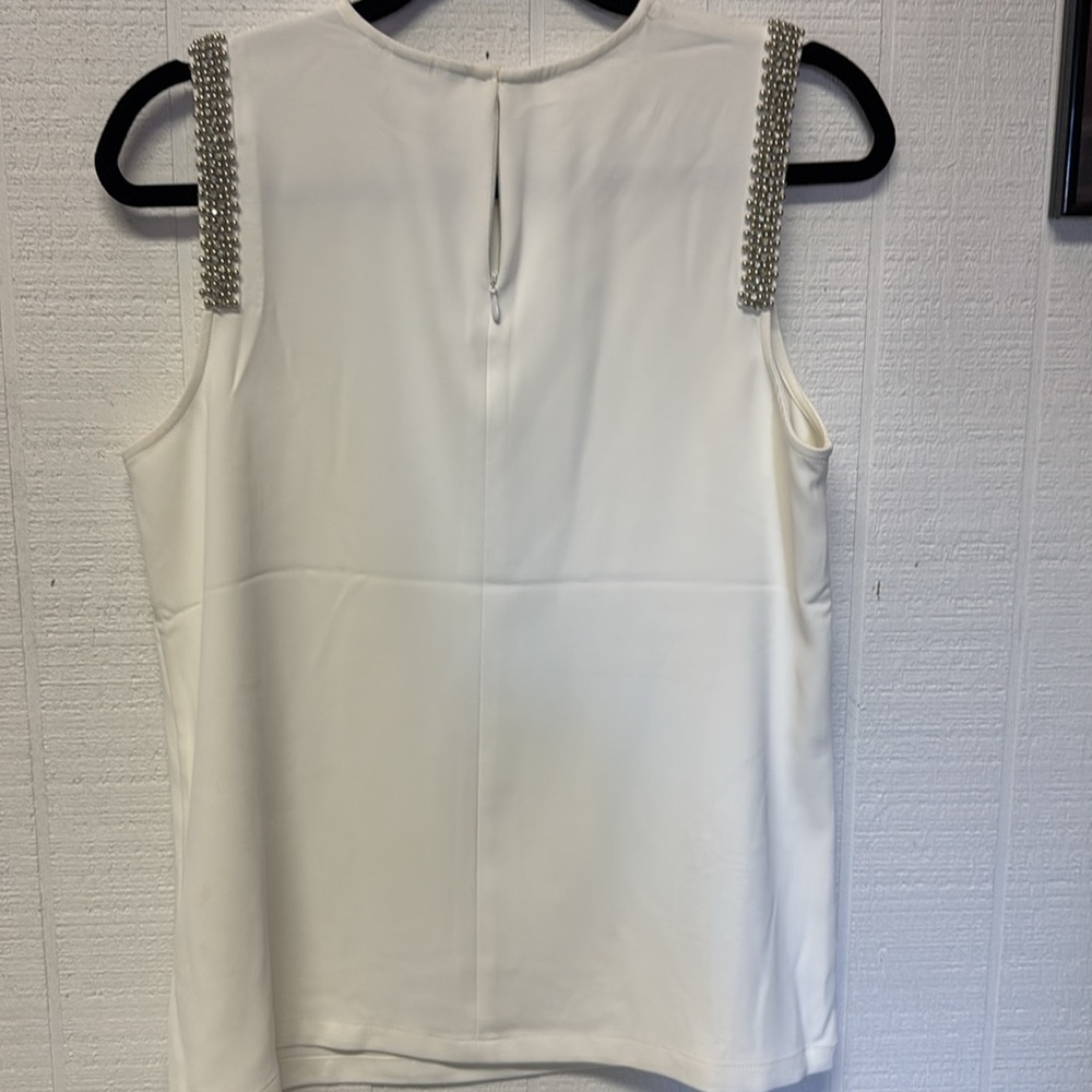 NWT- H&M Tank/ Shell - Picture 3 of 3